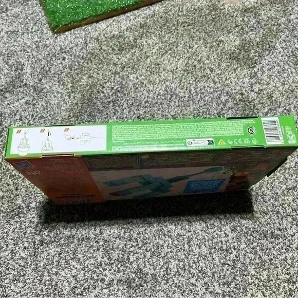 Nerf Super Soaker Minecraft Trident Water Blaster Pull Back Plunger Handle Kids - Picture 5 of 7